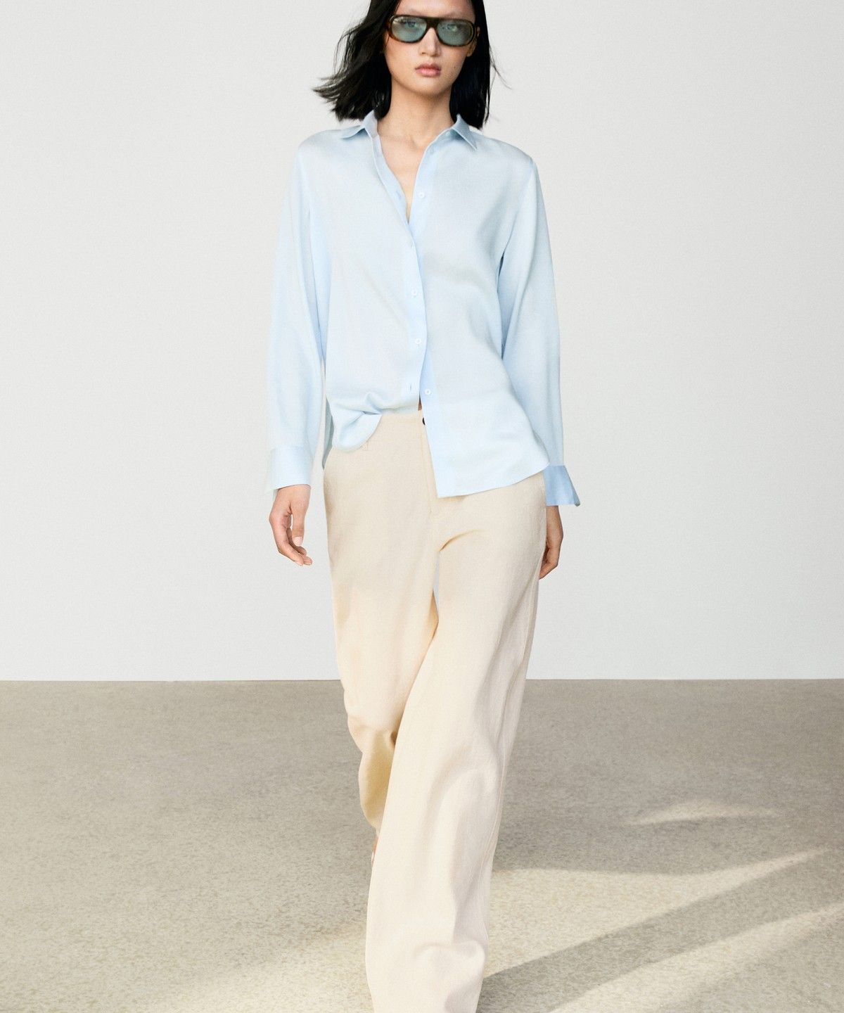 마시모두띠(MASSIMO DUTTI) 라이오셀 플루이드 셔츠