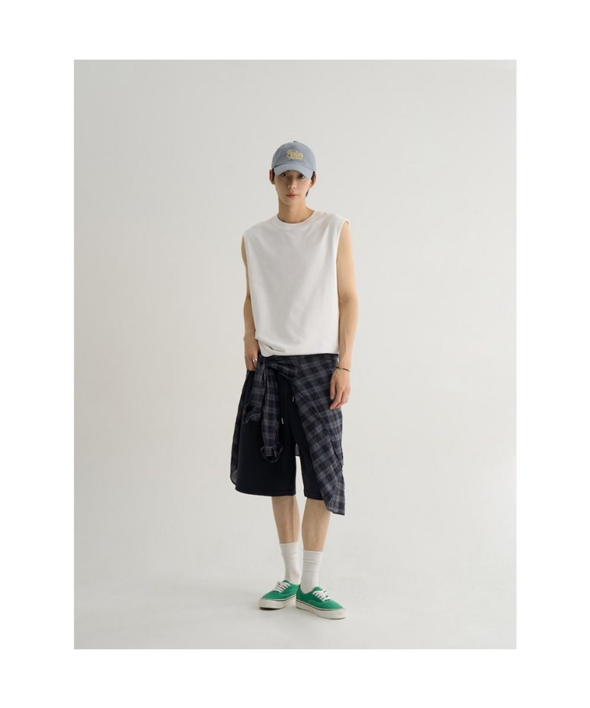 에잇세컨즈(8SECONDS) 데일리 스웨트 슬리브리스  화이트