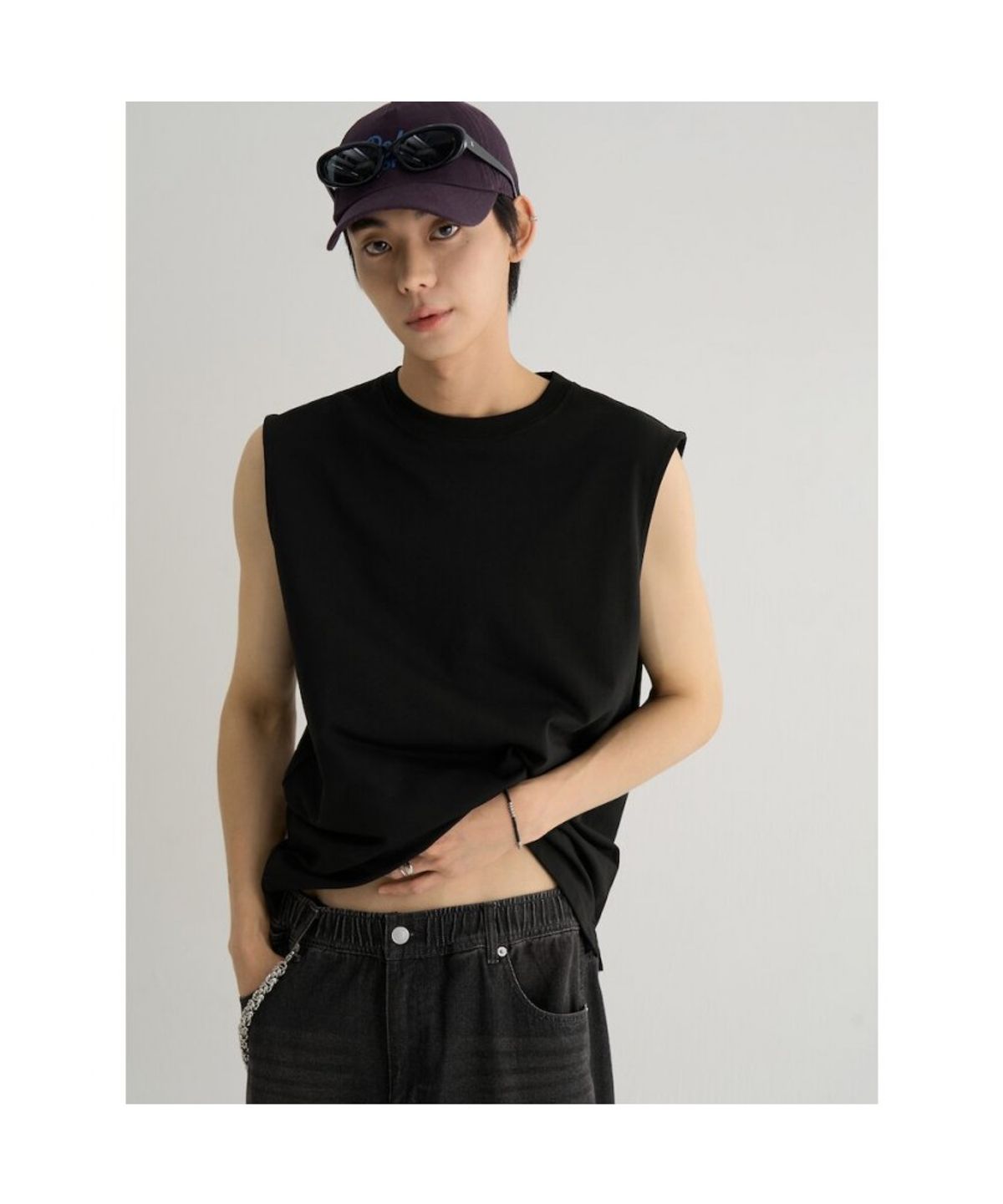 에잇세컨즈(8SECONDS) 데일리 스웨트 슬리브리스  블랙