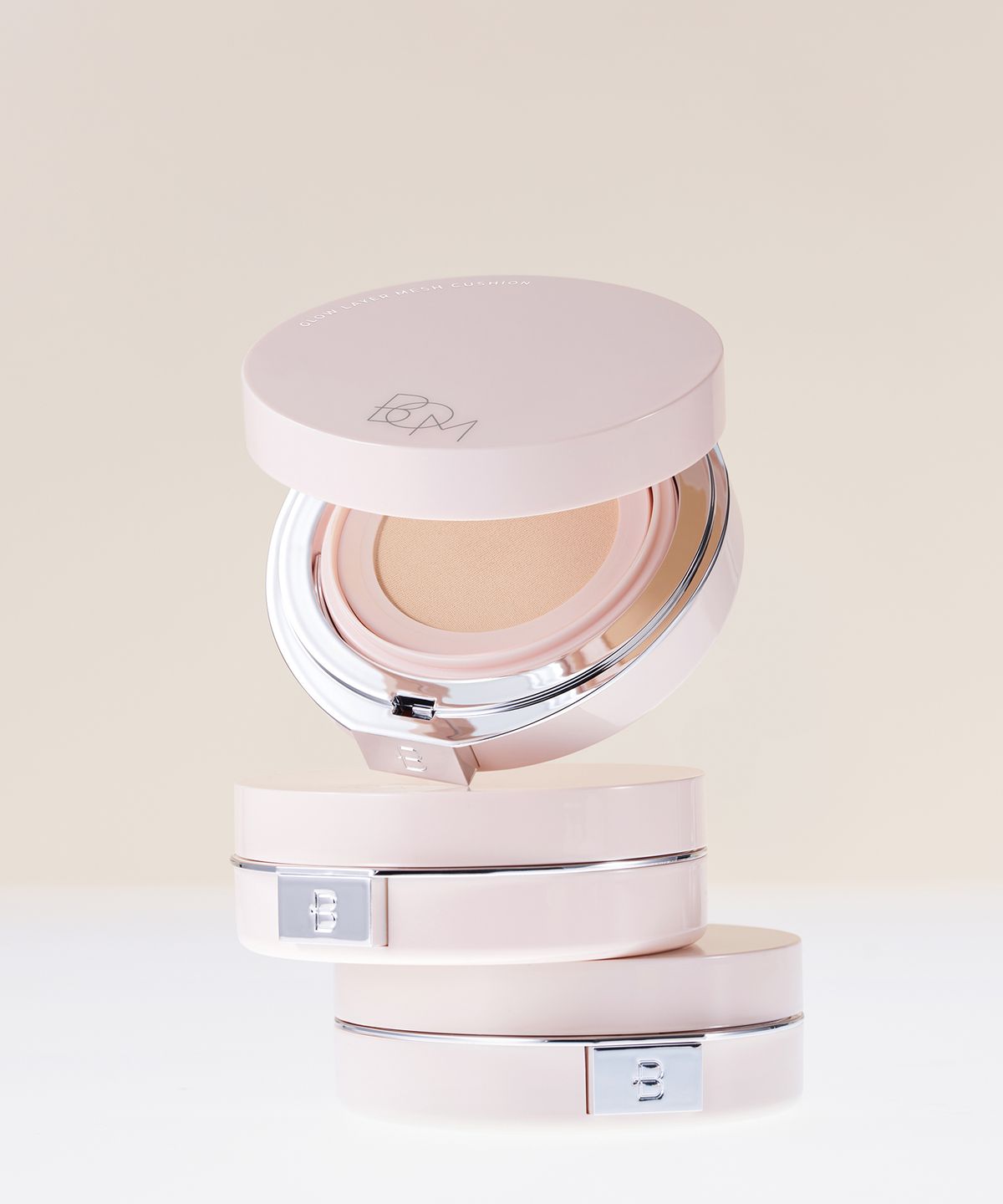 비오엠(B.O.M) 글로우 레이어 메쉬 쿠션 본품 15g SPF50+ PA++++