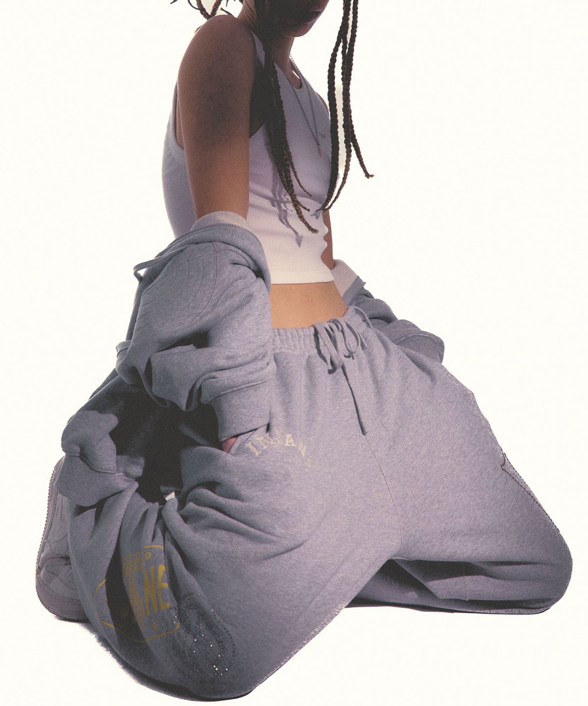 인세인개러지(INSANEGARAGE) INSANE WOMEN GRAPHIC CROP SLEEVELESS_OFF WHITE