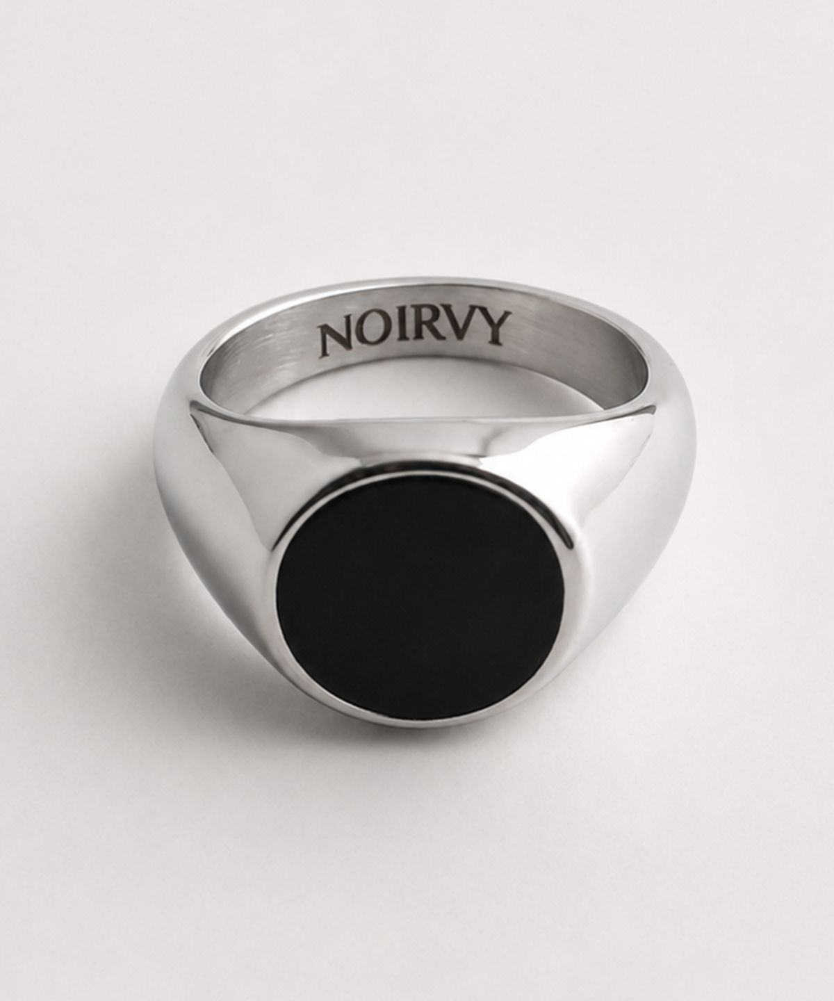 노이르비(NOIRVY) NR-303 라운드 오닉스 시그넷 서지컬 반지