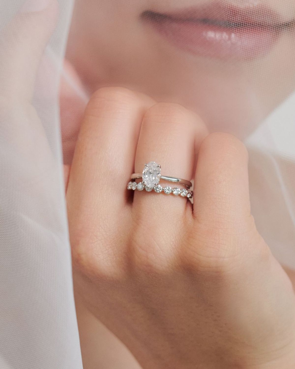 러비앤비(LOVEENB) [14K gold] 오벌 1캐럿 랩다이아몬드 프로포즈 반지