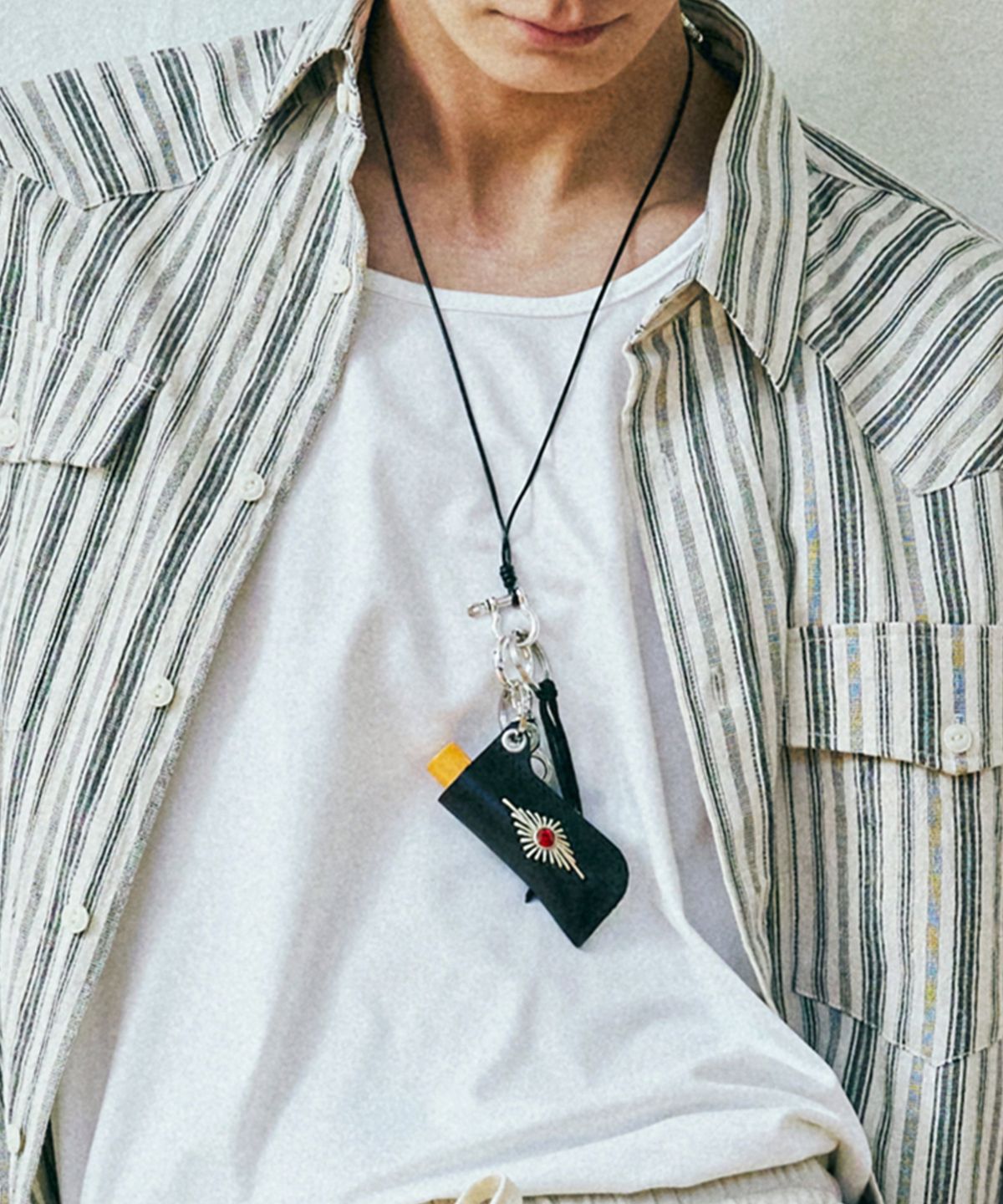 케이엔드(KND) [SET] 터키석 레더 코드 비즈 목걸이 & 립밤 라이터 키홀더 블랙