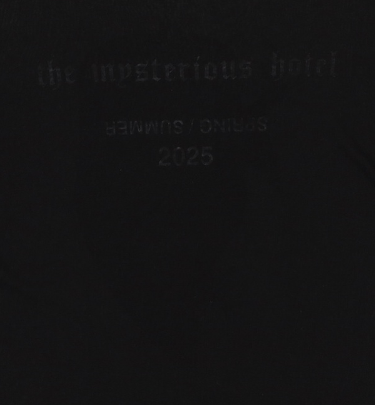 미스테리어스호텔(THE MYSTERIOUS HOTEL) 반소매 티셔츠 FREE