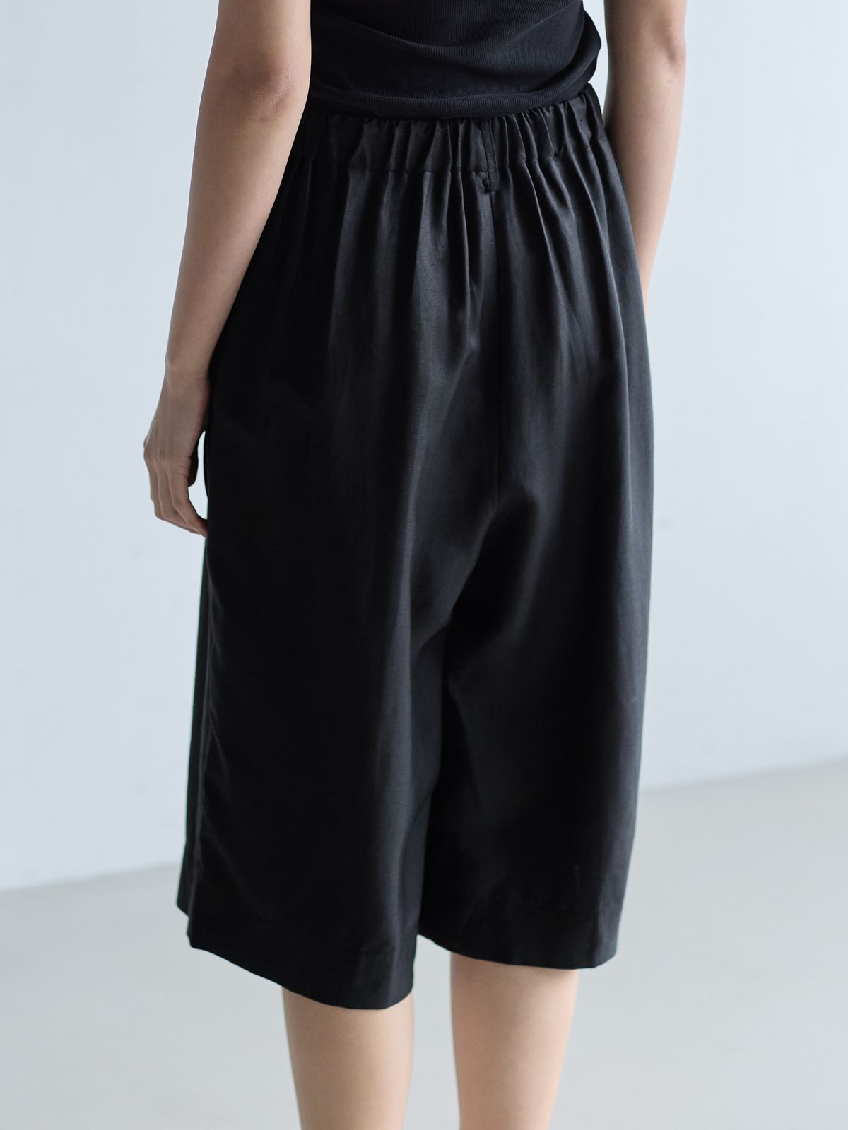 누토프(NUTOFFE) Bermuda Shorts_Black