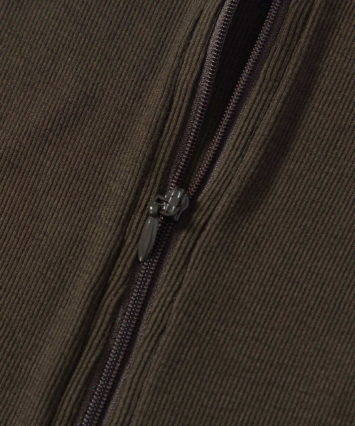인세인개러지(INSANEGARAGE) INSANE WOMEN HALF ZIP-UP SLEEVELESS_BROWN