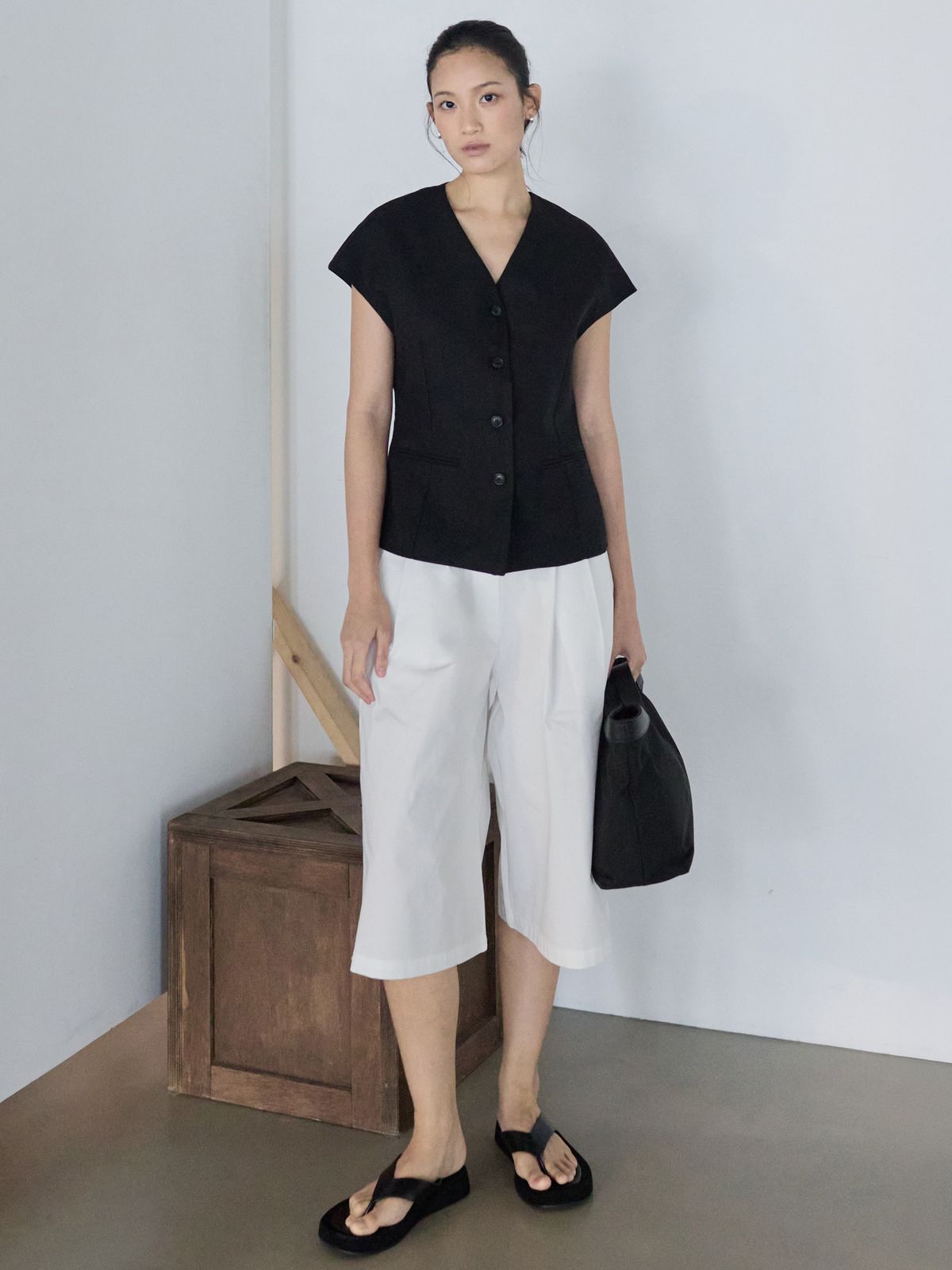 누토프(NUTOFFE) Bermuda Shorts_White