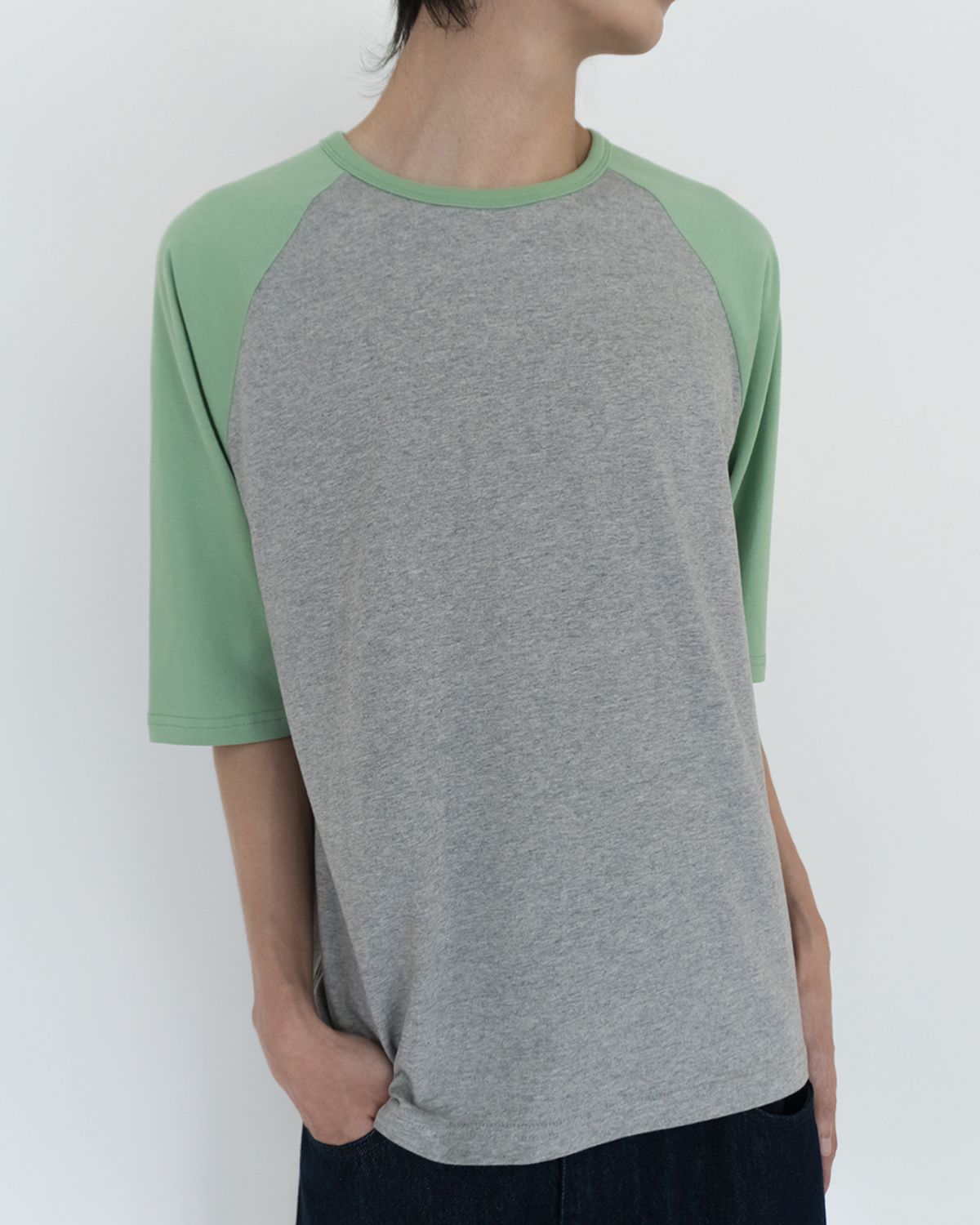 사일런트실러블(SILENTSYLLABLE) Two tone raglan T-shirts / Pistachio