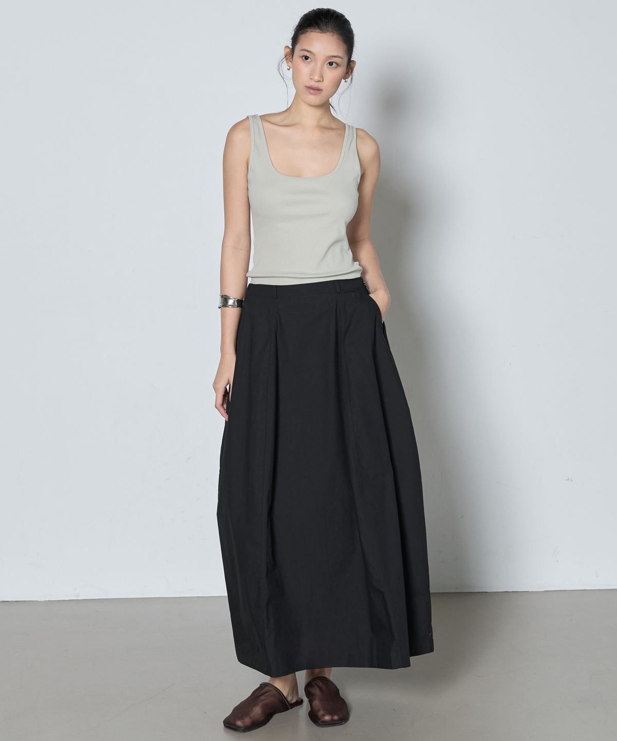 누토프(NUTOFFE) Bloom Skirt_Black