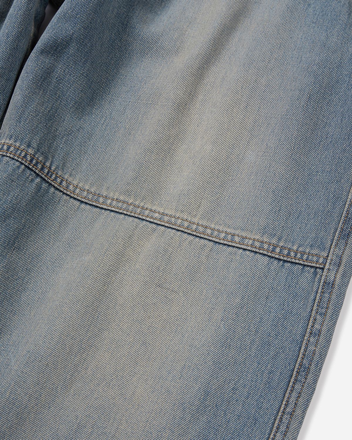 사일런트실러블(SILENTSYLLABLE) Knee panel denim pants / Mid blue