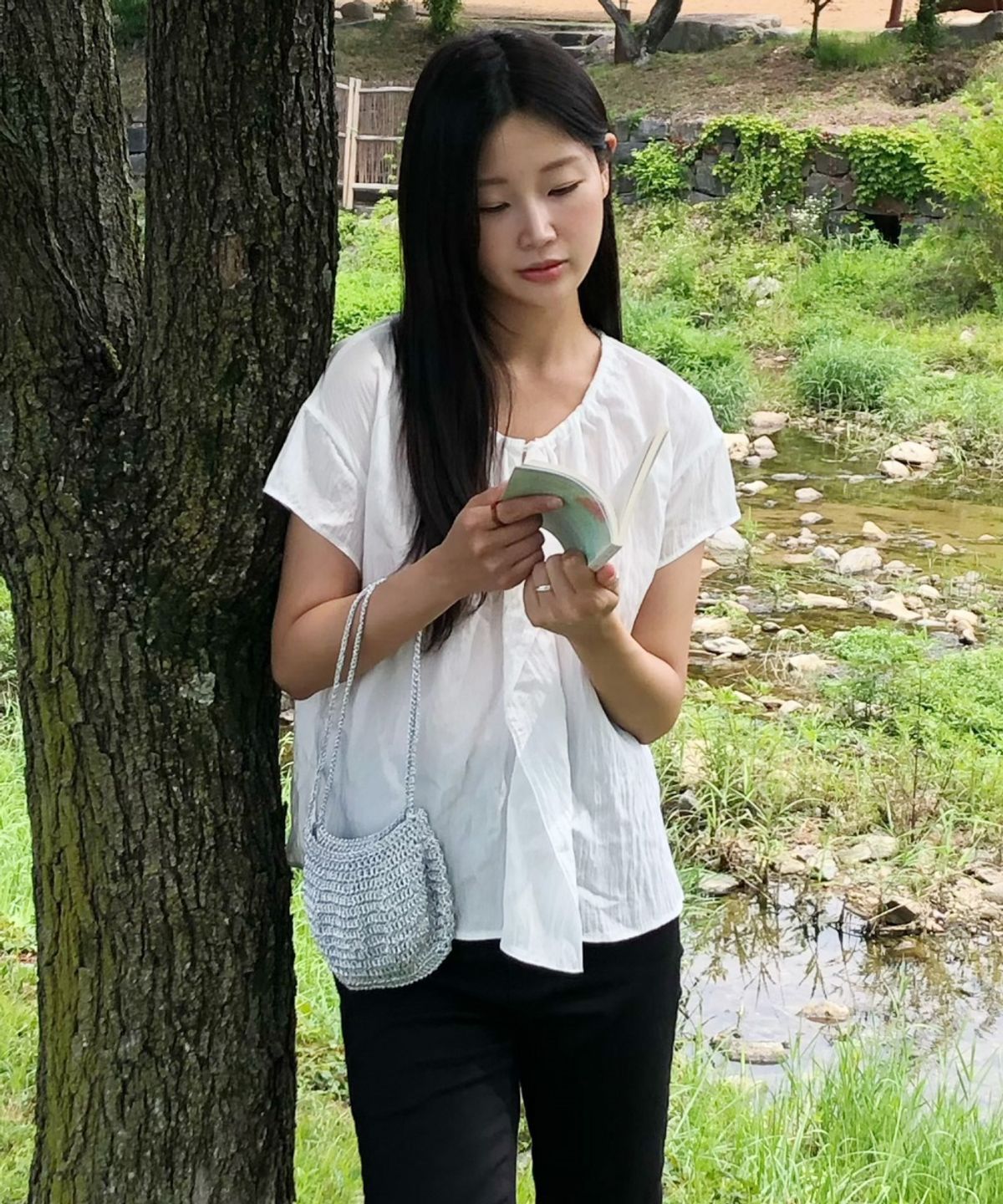 올리브 데 올리브(OLIVE DES OLIVE) 시어링 숏 슬리브 블라우스 OW6MB6700