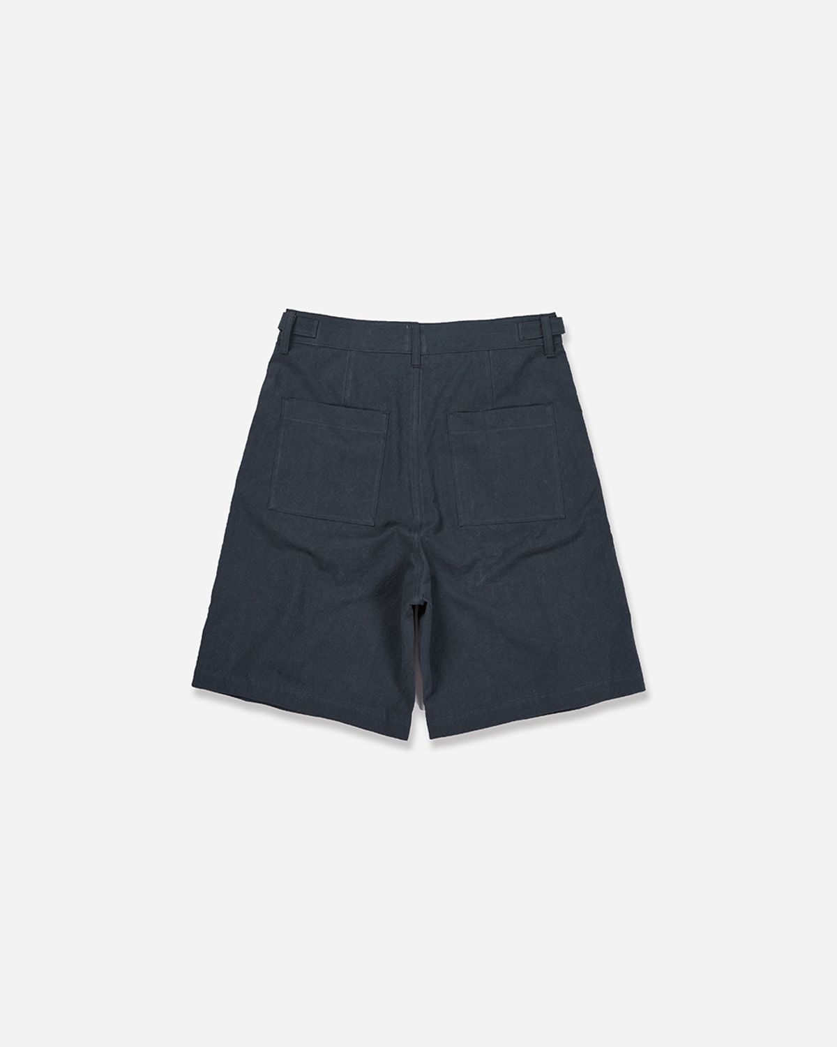 사일런트실러블(SILENTSYLLABLE) Double tuck crinkle shorts / Graphite
