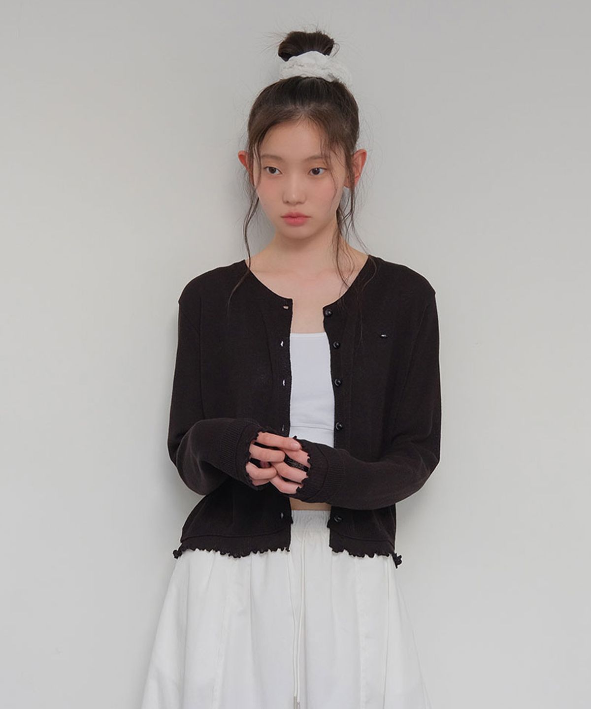 모의(MOUI) Layered frill cardigan (BLACK)