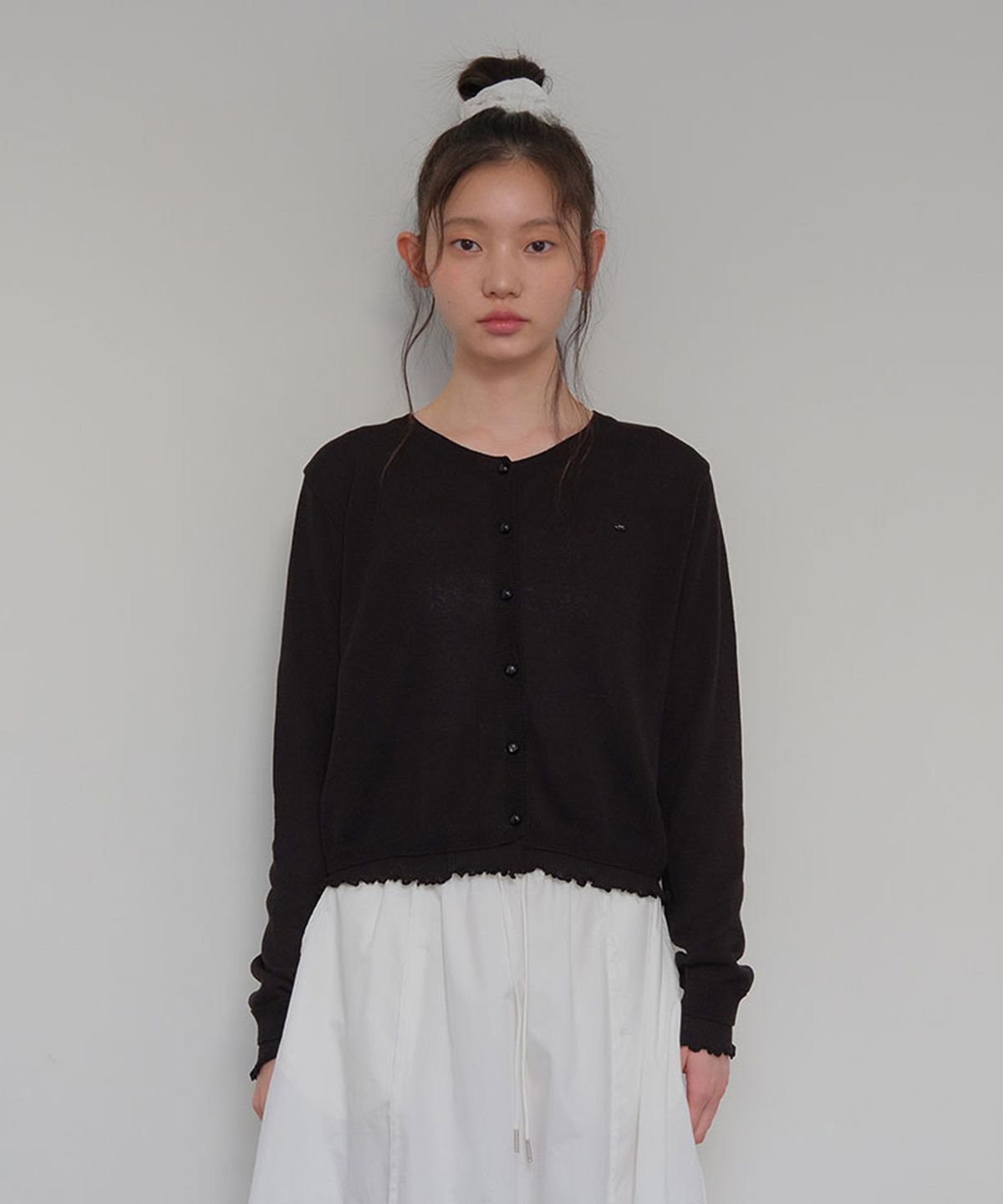 모의(MOUI) Layered frill cardigan (BLACK)