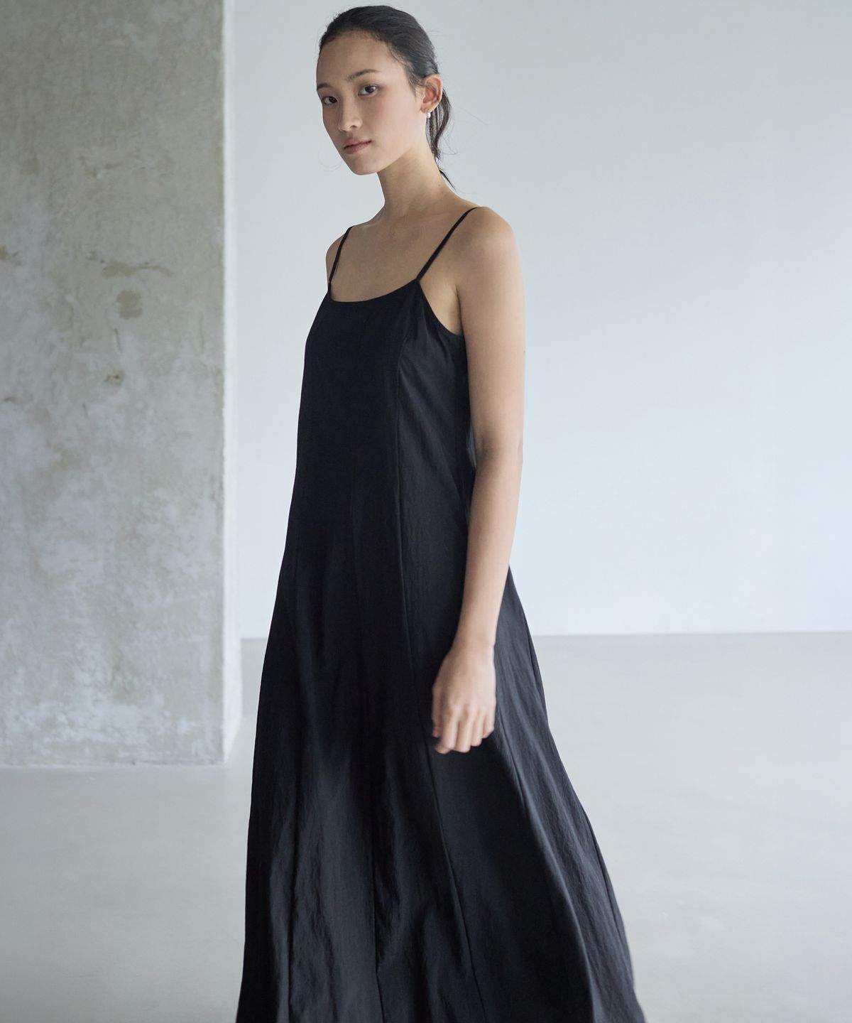 누토프(NUTOFFE) Line Dress_Black