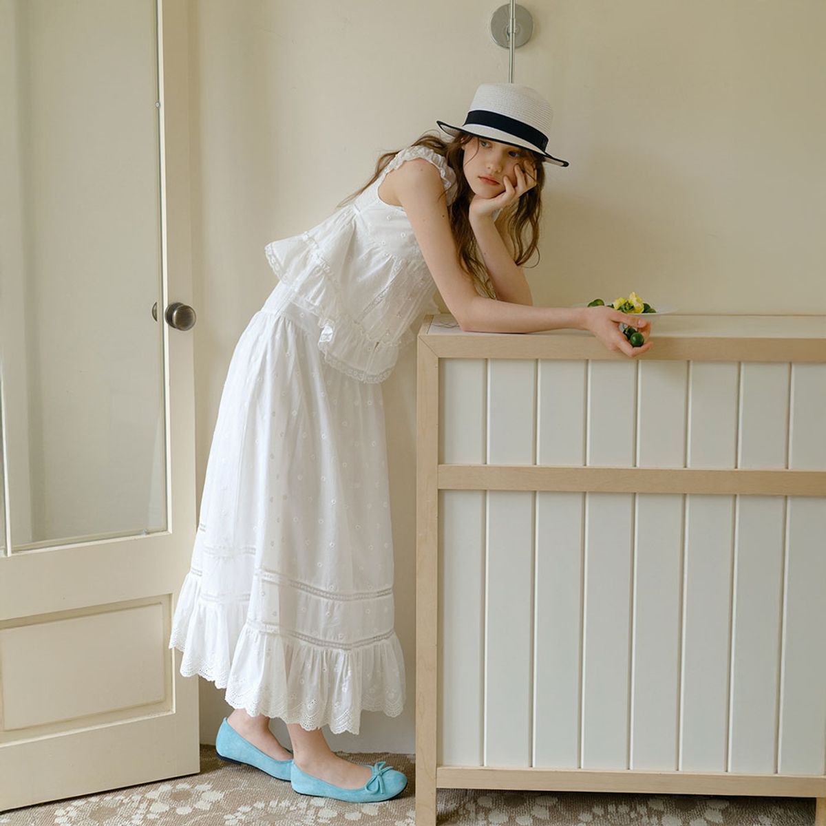 쎄무아듀(CEST MOIDEW) Cest_Embroidered lace trim skirt