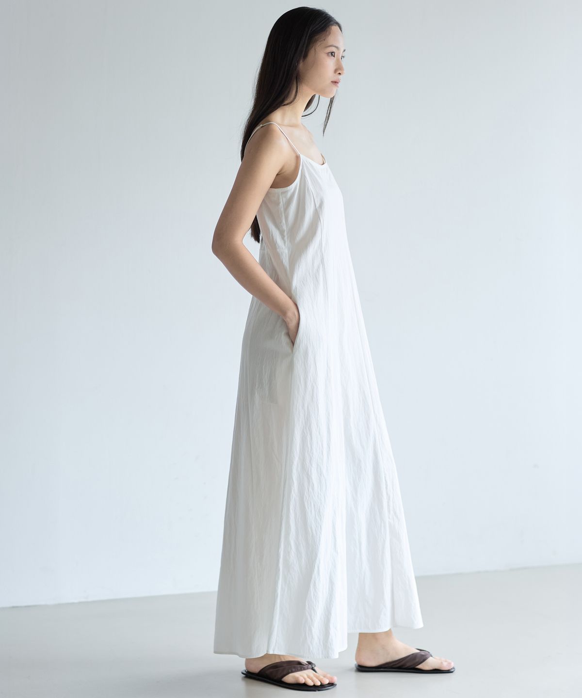 누토프(NUTOFFE) Line Dress_Ivory
