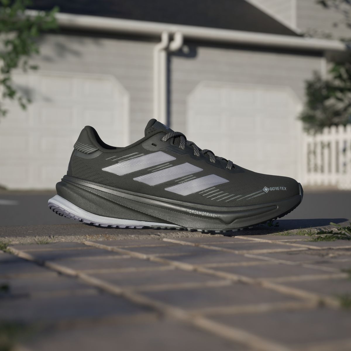 아디다스(ADIDAS) 슈퍼노바 라이즈 GTX JR9599