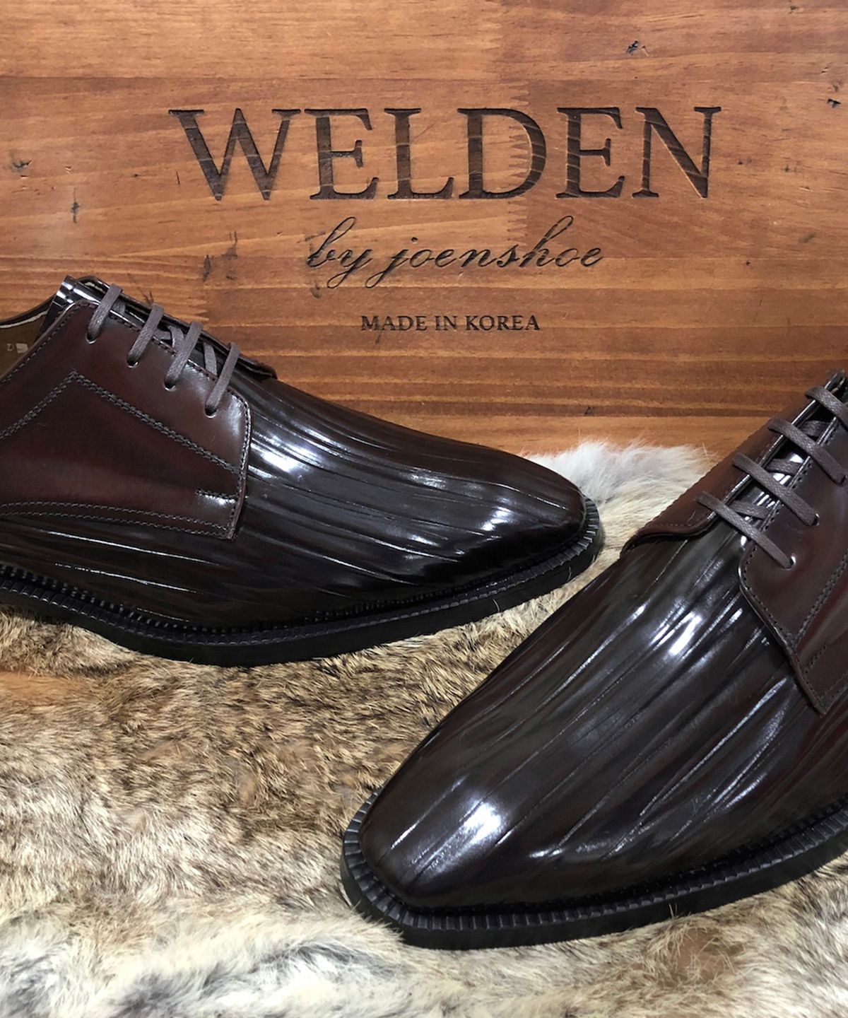 조앤슈(JOENSHOE) 벨루노 플리츠 더비 옥스퍼드 다크브라운
