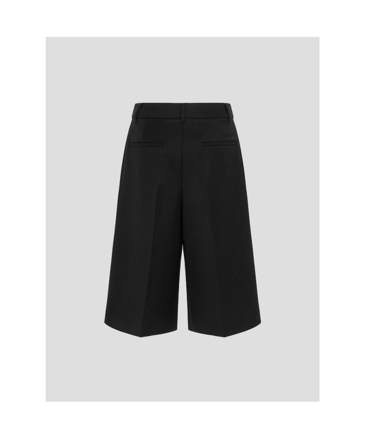 빈폴 레이디스(BEANPOLE LADIES) 롱 버뮤다 팬츠  블랙 (BF6725C515)