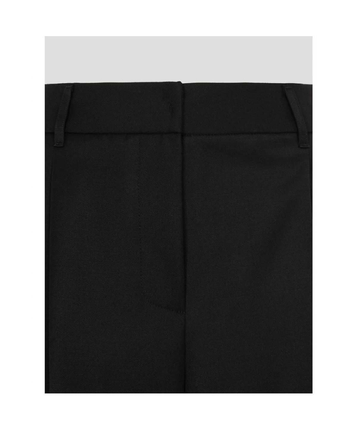 빈폴 레이디스(BEANPOLE LADIES) 롱 버뮤다 팬츠  블랙 (BF6725C515)