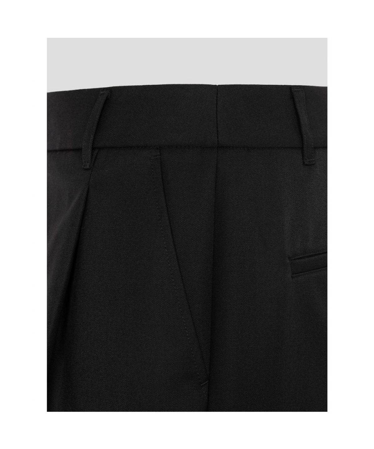 빈폴 레이디스(BEANPOLE LADIES) 롱 버뮤다 팬츠  블랙 (BF6725C515)