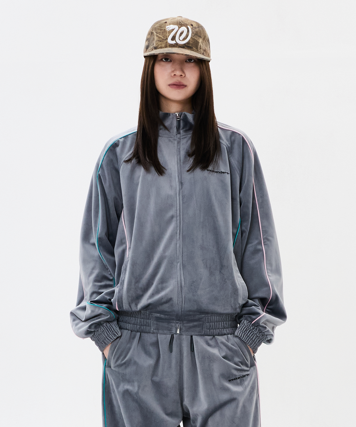 위캔더스(WKNDRS) SNAKE CAP (BROWN)