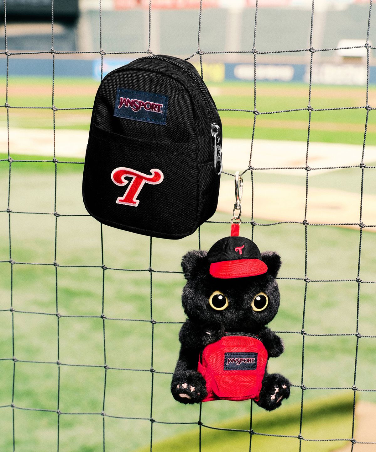 잔스포츠(JANSPORT) 잔스포츠 X LG TWINS 슈퍼 스태쉬 BLACK