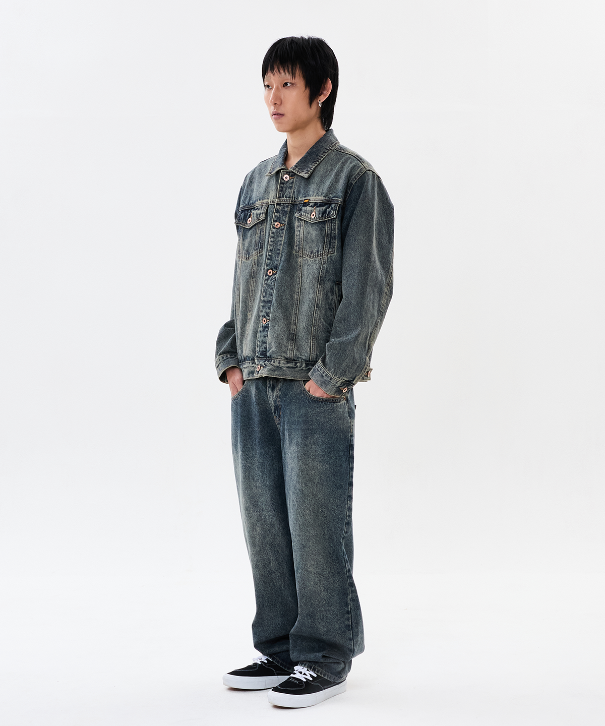 위캔더스(WKNDRS) OG TRUCKER JACKET (DENIM)