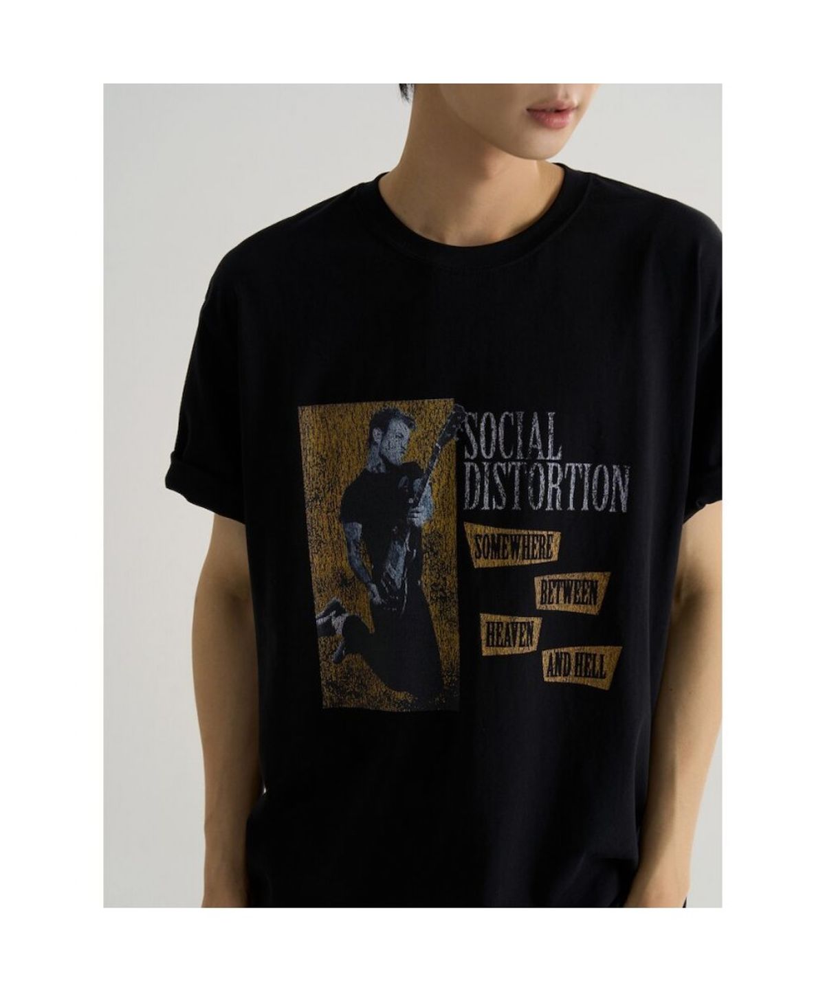 에잇세컨즈(8SECONDS) [UNIVERSAL MUSIC] SOCIAL DISTORTION 빈티지무드 티셔츠  블랙