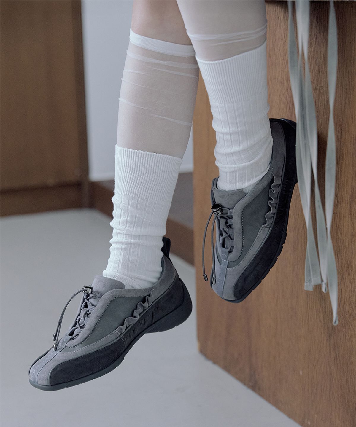 미세키서울(MISEKI SEOUL) [미세키서울X기호] Layered shirring sneakers GREY