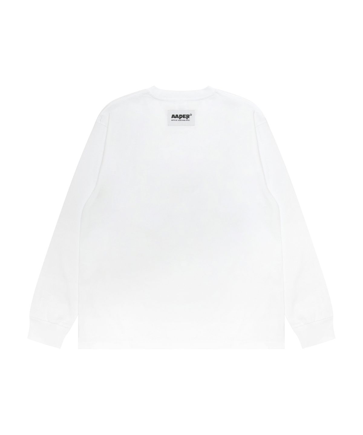 에이프(AAPE) AAPER 그래픽 롱슬리브 티셔츠 화이트 / AAPLTM1820XXQWHX