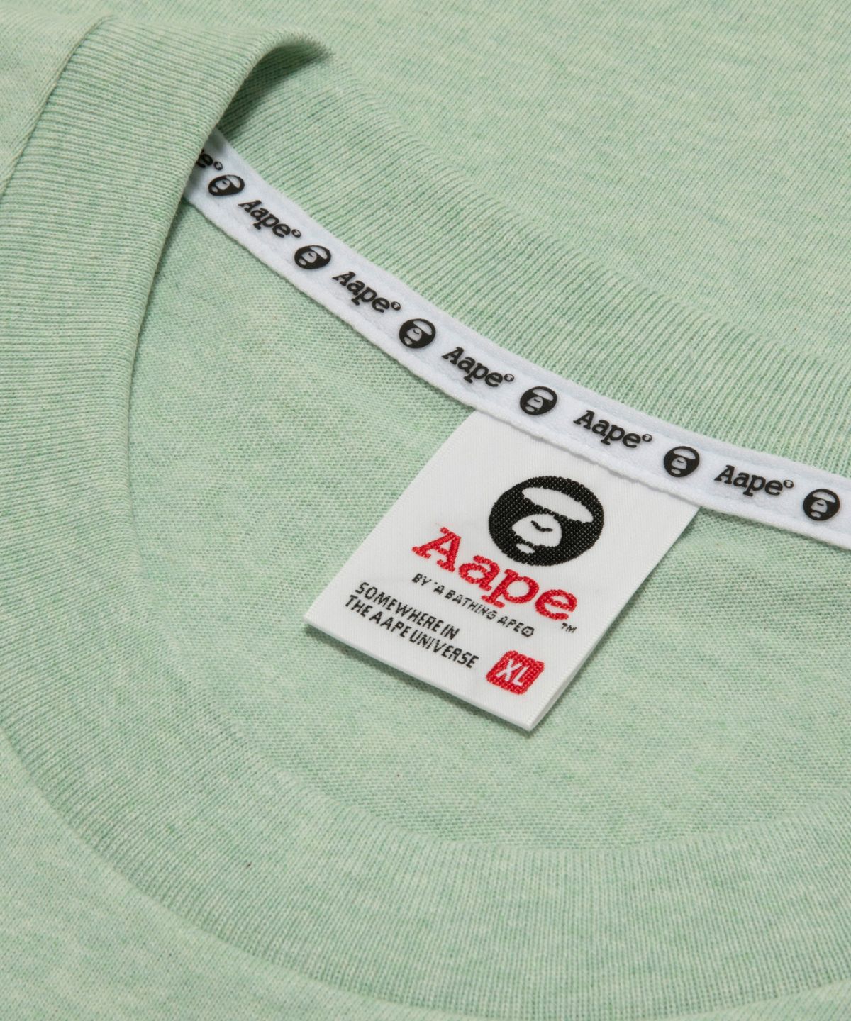 에이프(AAPE) AAPEUNVS 문페이스 티셔츠 그린 / AAPTEM1836XAQGR2