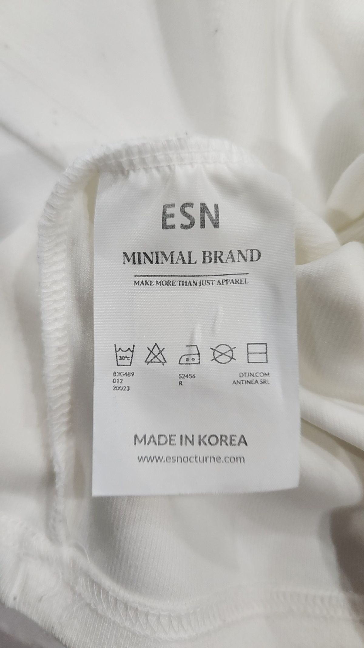 이에스엔(ESN) 긴소매 티셔츠 L