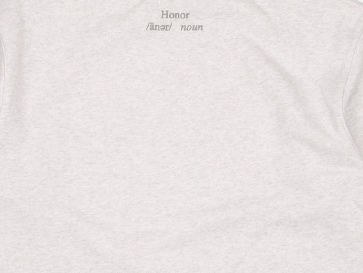 아너 더 기프트(HONOR THE GIFT) 긴소매 티셔츠 S