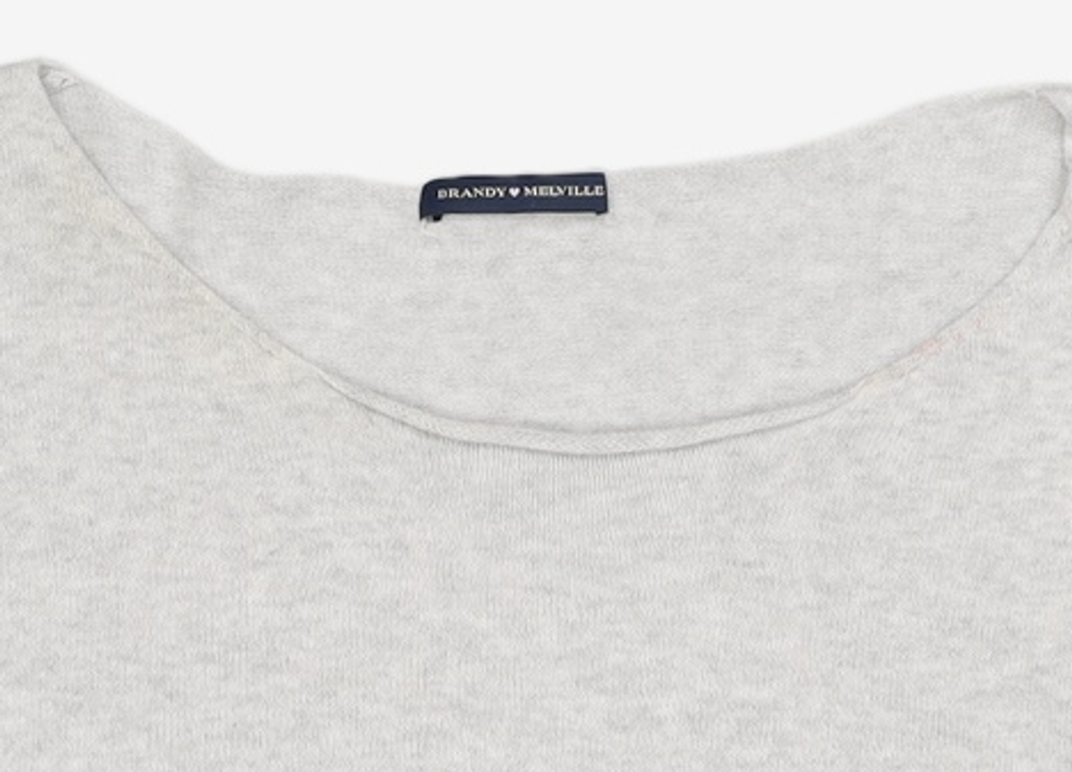 브랜디멜빌(BRANDY MELVILLE) 긴소매 티셔츠 FREE