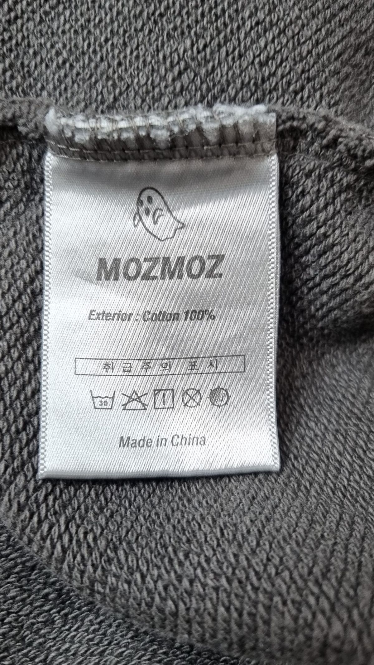 모즈모즈(MOZMOZ) 맨투맨/스웨트셔츠 1