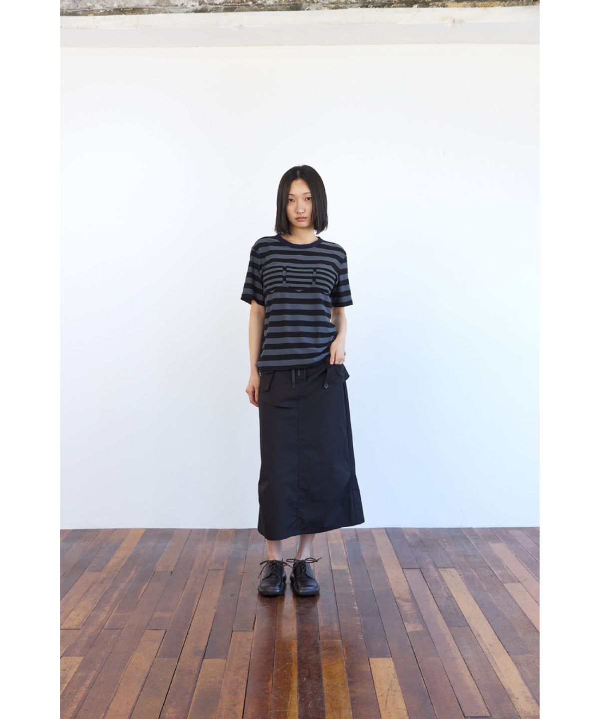해칭룸(HATCHINGROOM) Triple Pocket Tee Stripe Graphite