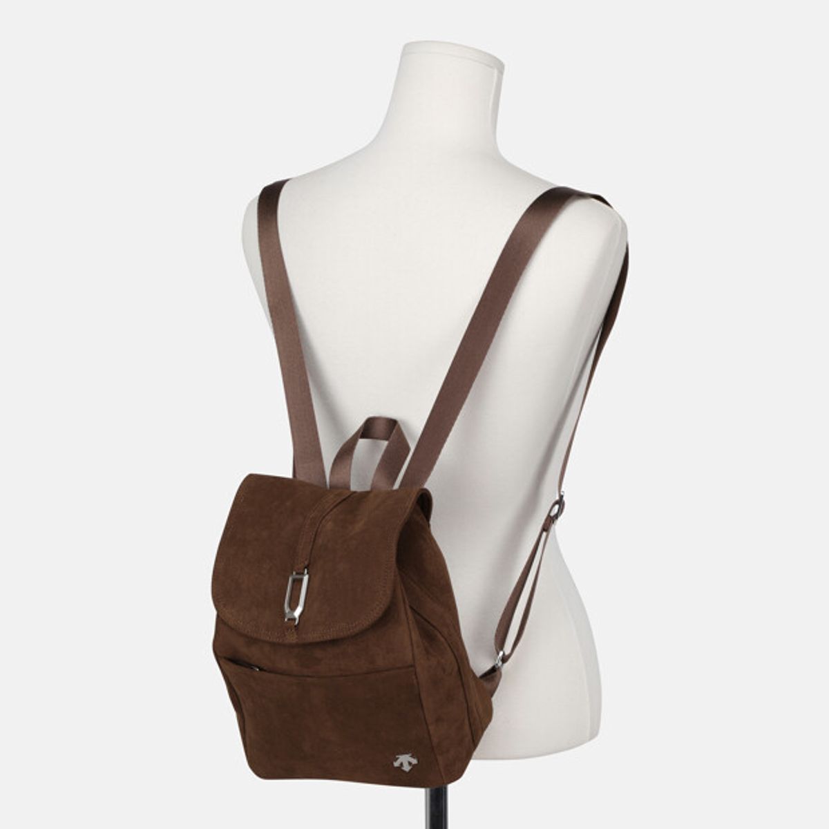 데상트(DESCENTE) 여성 미니 후드 백팩 (7L) 브라운 SR322UBP71