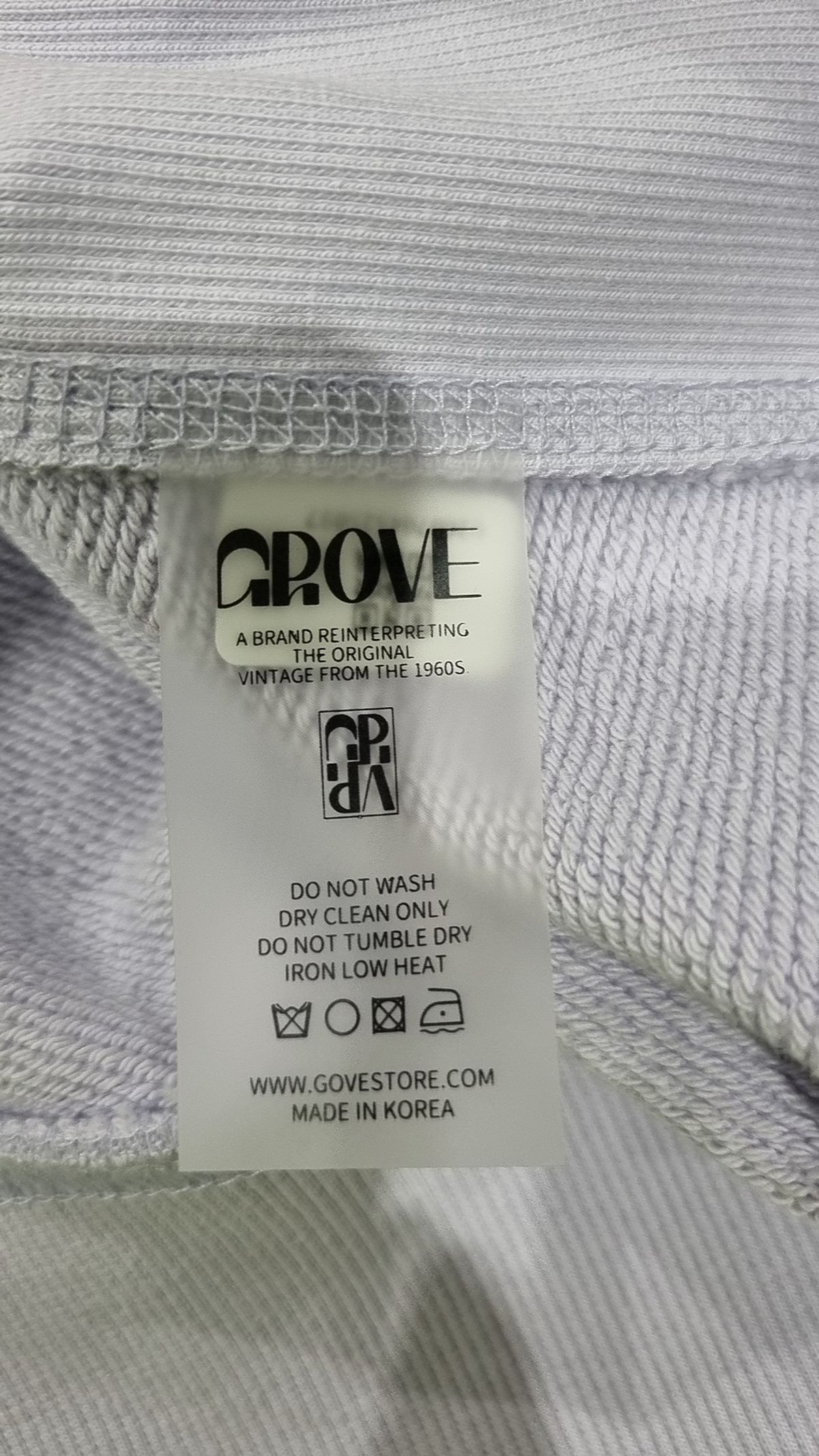 그로브(GROVE) 맨투맨/스웨트셔츠 FREE