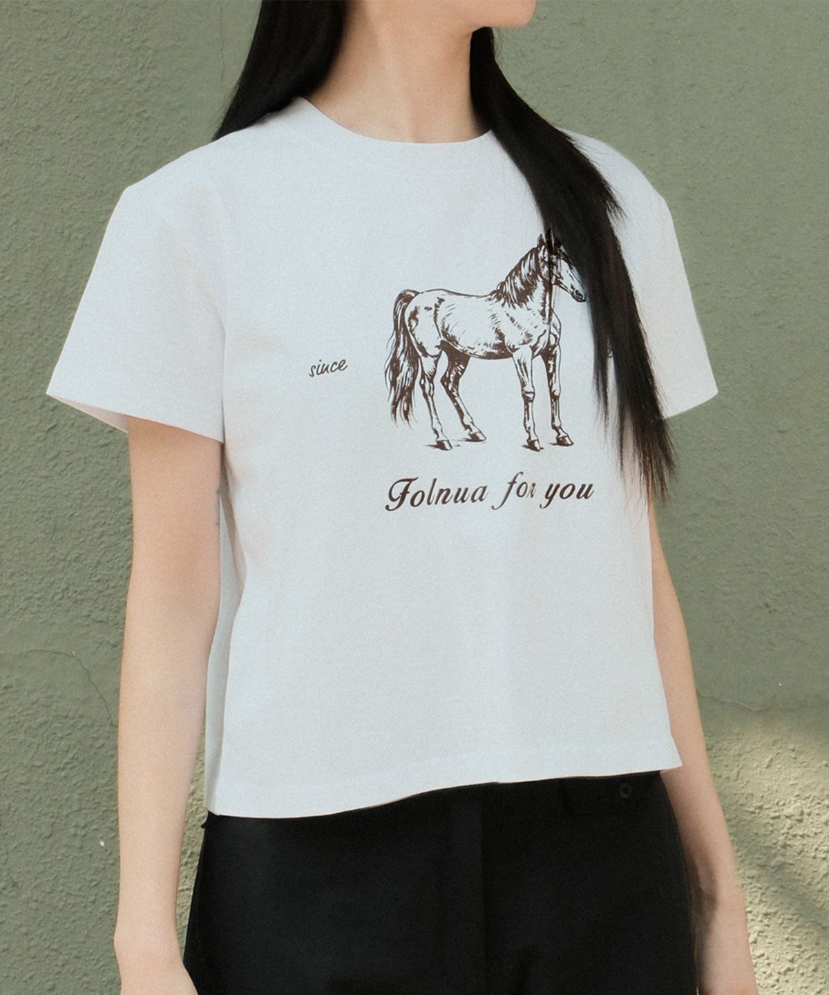 폴뉴아(FOLNUA) CHICO MONTAR CROP T-SHIRT (3COLOR)