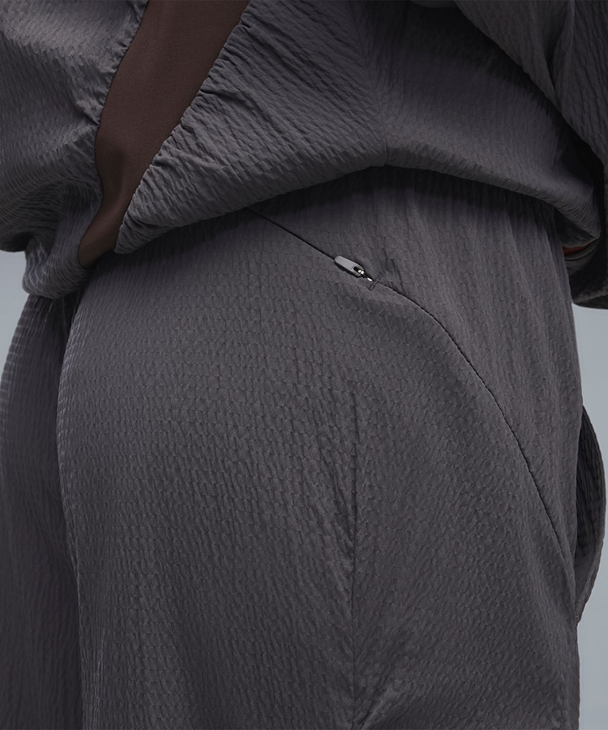 푸마(PUMA) CLRT 트랙 팬츠 - 무디 그레이 / 637196-34