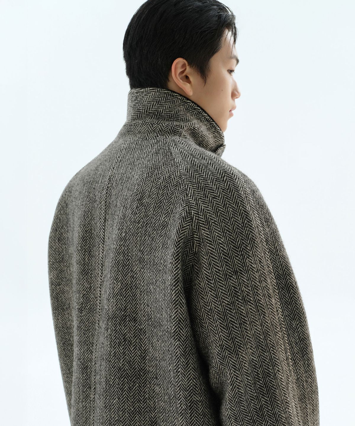 무신사 스탠다드(MUSINSA STANDARD) 울 블렌드 헤링본 오버사이즈 하프 발마칸 코트 [그레이]