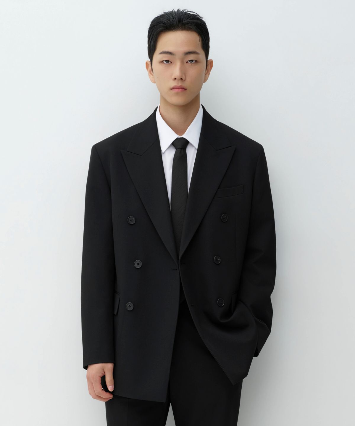 무신사 스탠다드(MUSINSA STANDARD) 오버사이즈 더블 브레스티드 블레이저 [블랙]