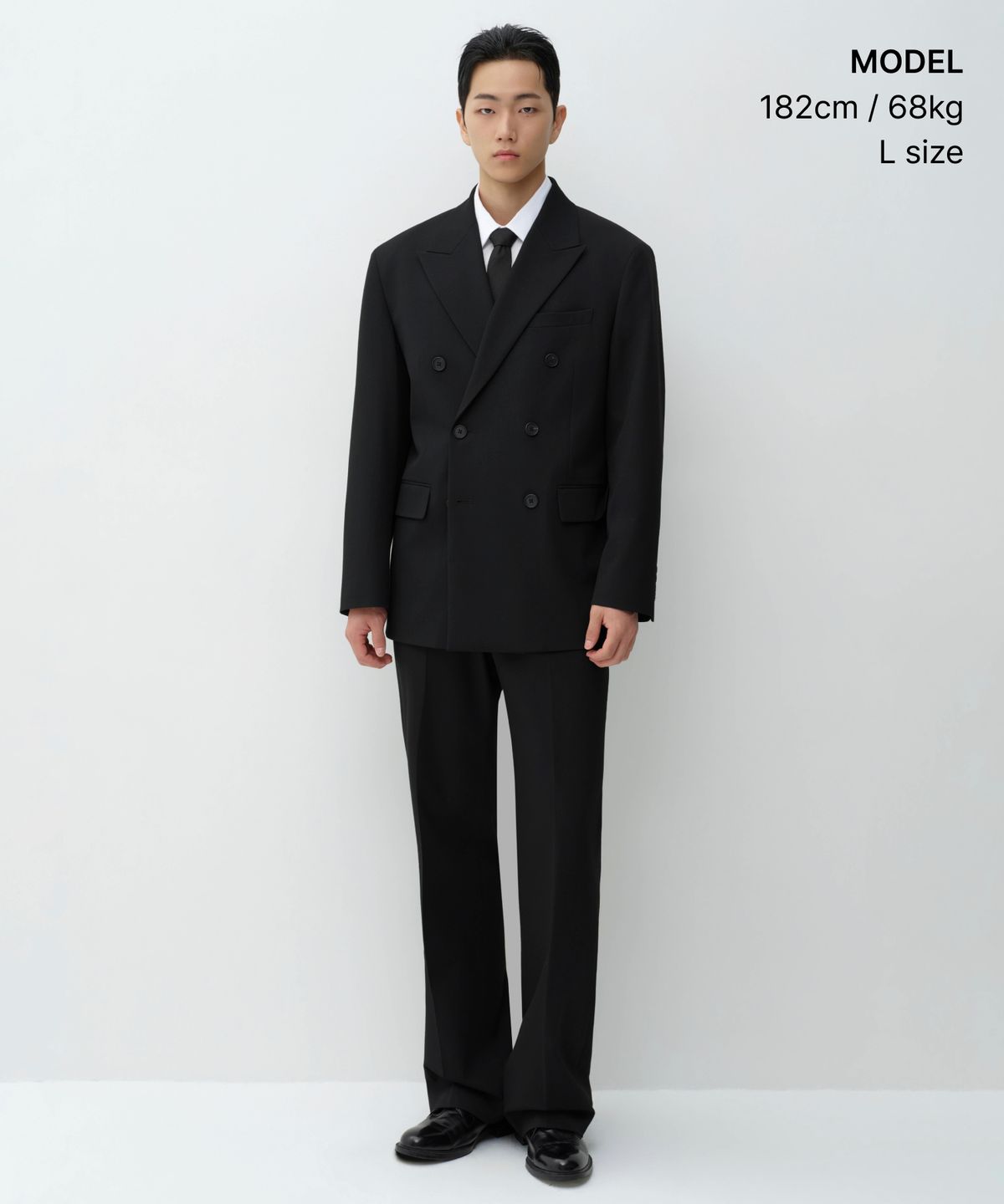 무신사 스탠다드(MUSINSA STANDARD) 오버사이즈 더블 브레스티드 블레이저 [블랙]