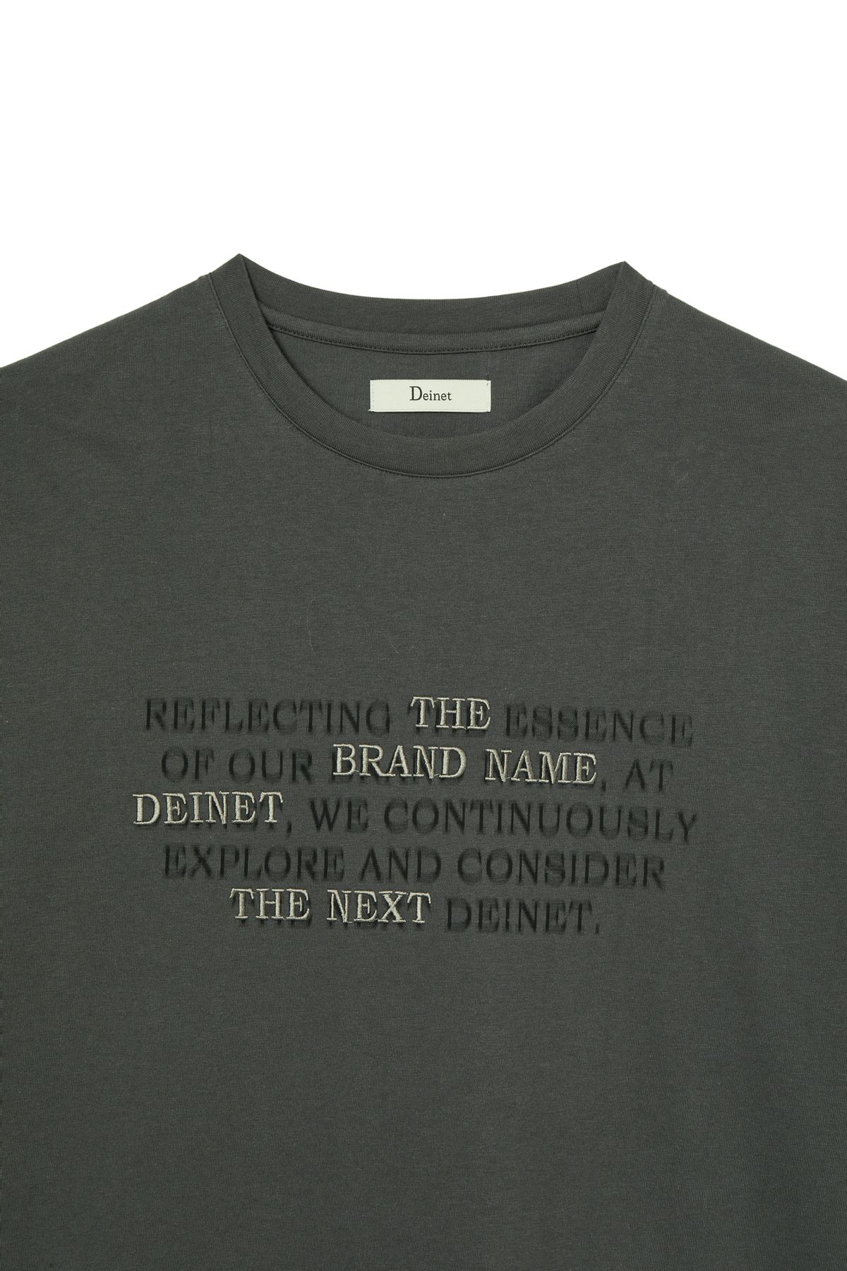 다이닛(DEINET) LETTERING T-SHIRT IN CHARCOAL