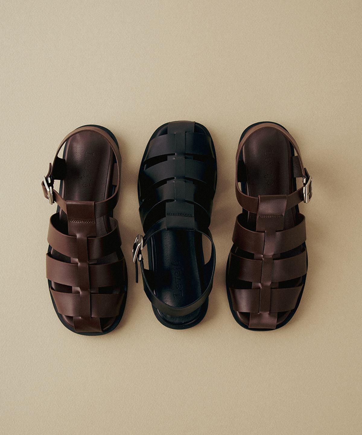 르브제(LEVEJE) Mare Fisherman Sandal (Brown)