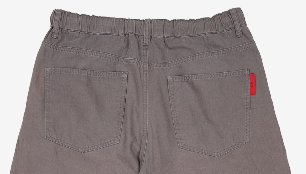 기철(KICHUL) EASY OR EASY BALLOON PANTS (DARK GREY) FREE