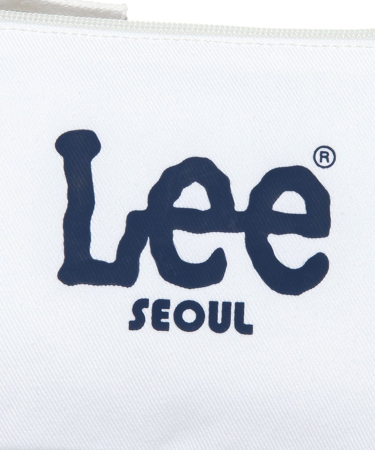 리(LEE) 서울 빅 트위치 로고 파우치 화이트